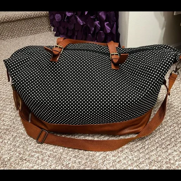 Mossimo Women s Weekender Duffel Bag